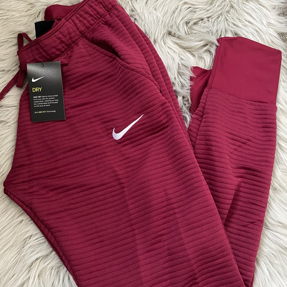 Nike joggers
